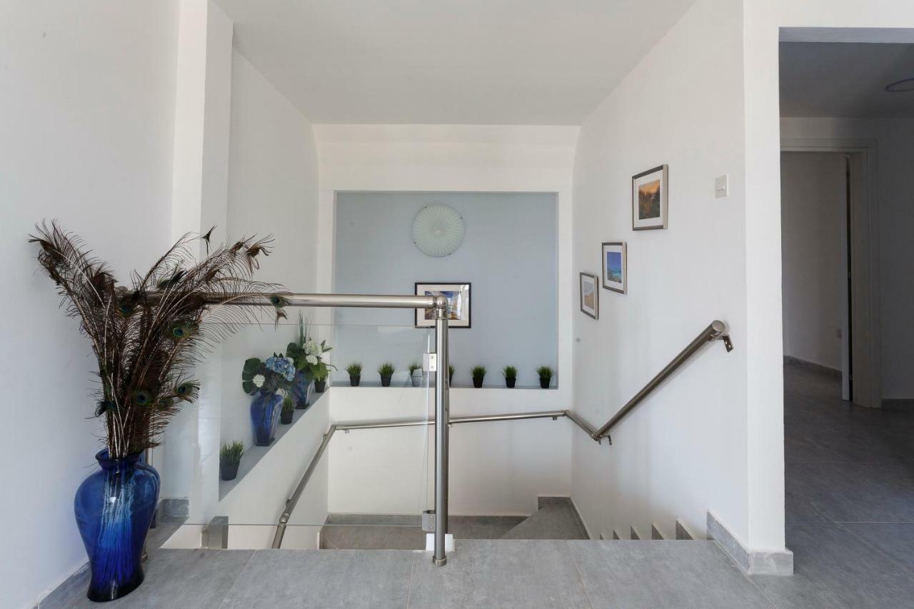 Coral Bay Sea Breeze Apartments - 3 Bedroom Apartment Peyia Exterior foto