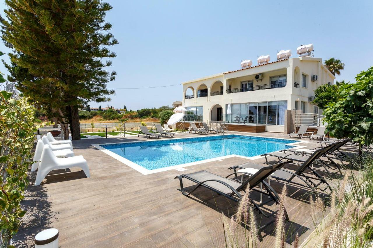 Coral Bay Sea Breeze Apartments - 3 Bedroom Apartment Peyia Exterior foto